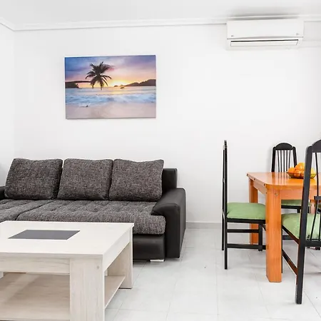 Apartment Arquitecto Larramendi Torrevieja