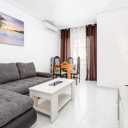 Arquitecto Larramendi Apartment *