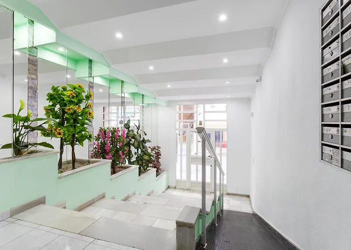 Arquitecto Larramendi 아파트